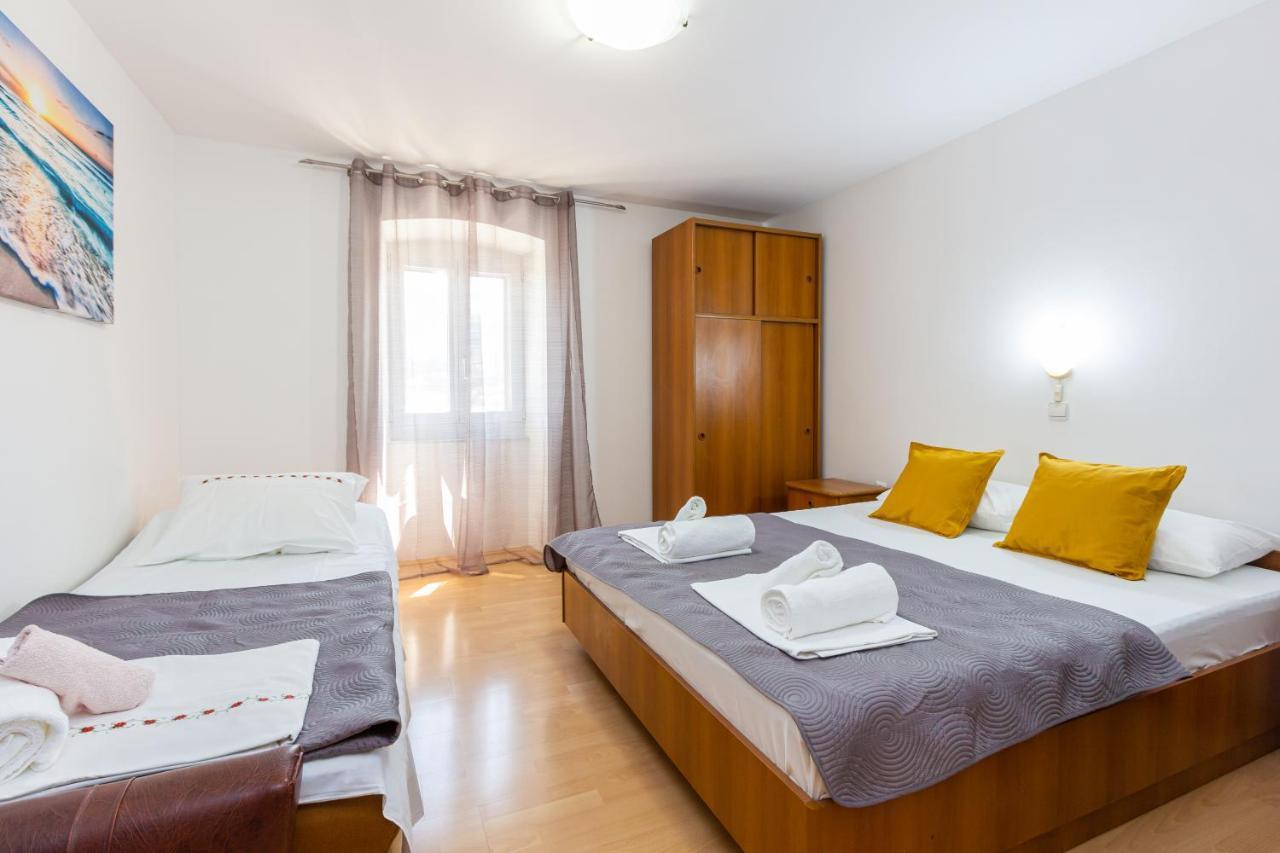 Apartments Marin With Sea View Baška Exterior foto