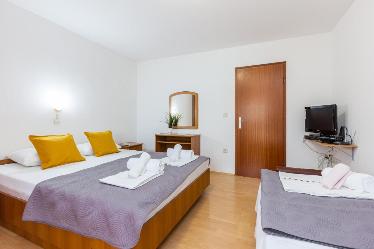 Apartments Marin With Sea View Baška Exterior foto